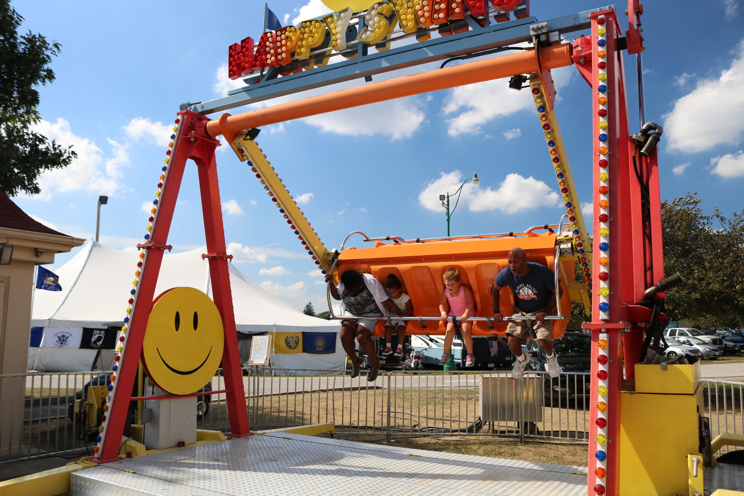 Mega Pass & Rides! 55 Happy Swing 1 scaled