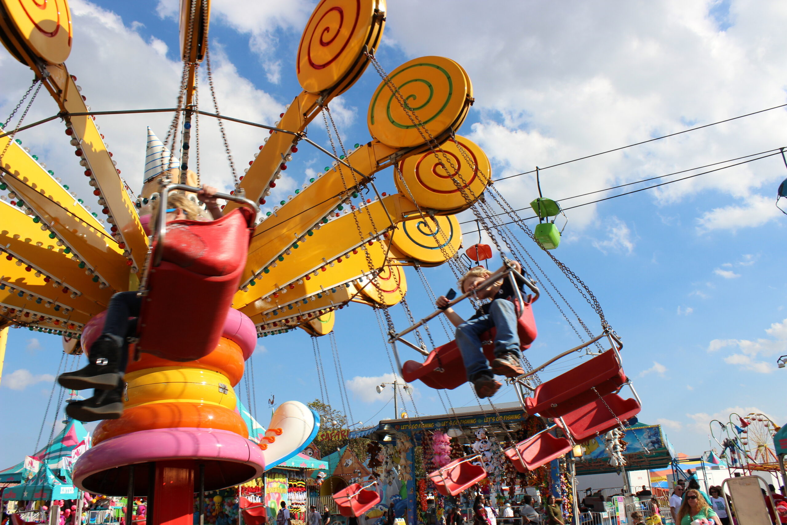 Mega Pass & Rides! 32 Lolly Swing scaled