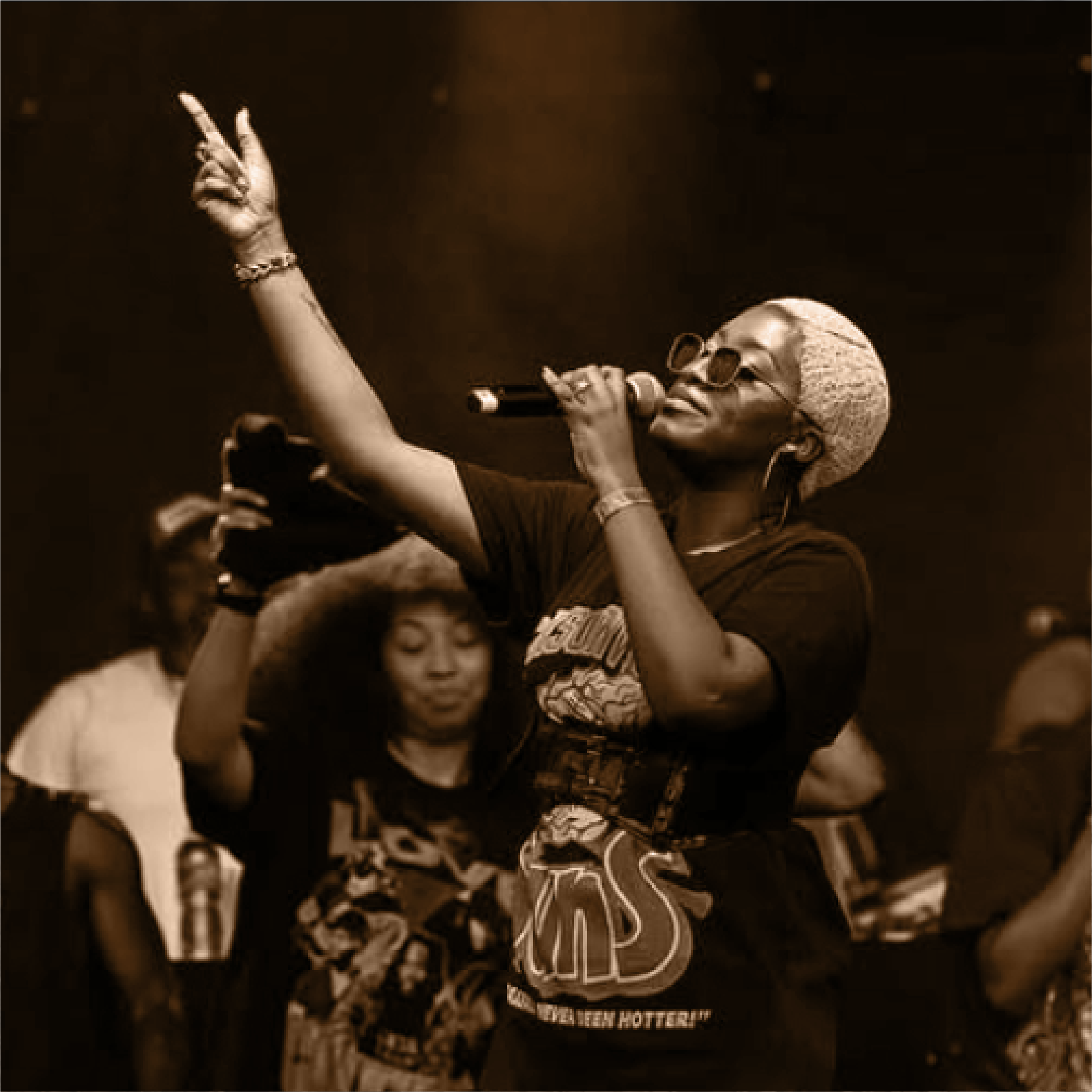 904 Soundstage 20 Ebonique